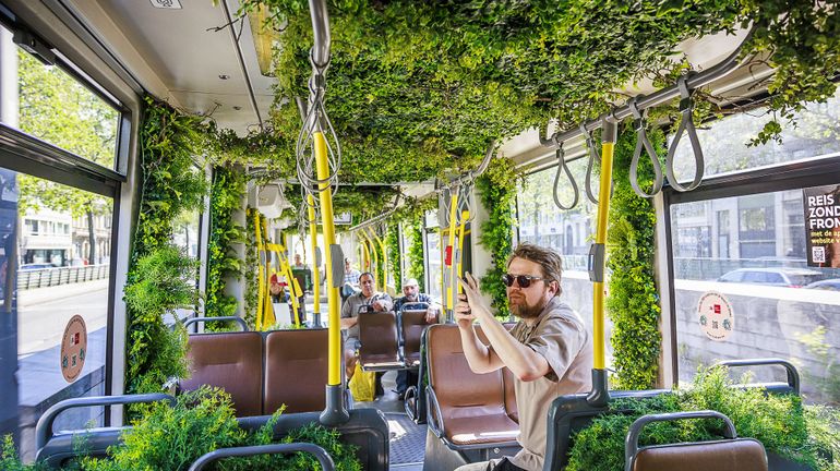 Anvers : un tram fleuri pour promouvoir les plantes en ville