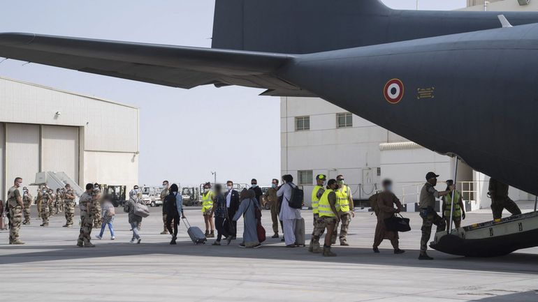 Talibans au pouvoir en Afghanistan : un troisième C-130 belge en route pour Islamabad