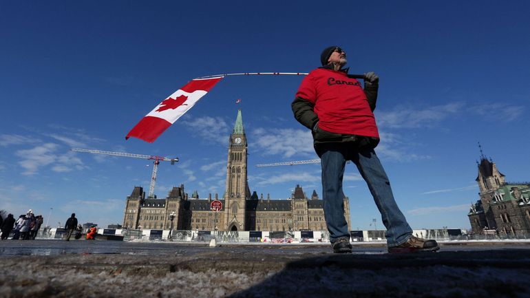 Manifestations anti-mesures sanitaires au Canada : face à l'impasse, le maire d'Ottawa réclame un modérateur