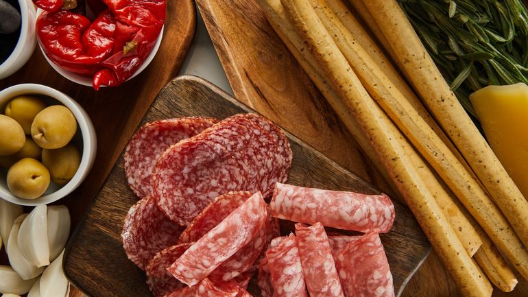 Le défi de Carlo, réaliser une fricadelle maison. Découvrez sa recette ...