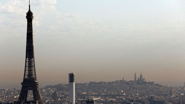 France : à cause de la pollution, la circulation est différenciée à Paris jusqu'à lundi au moins