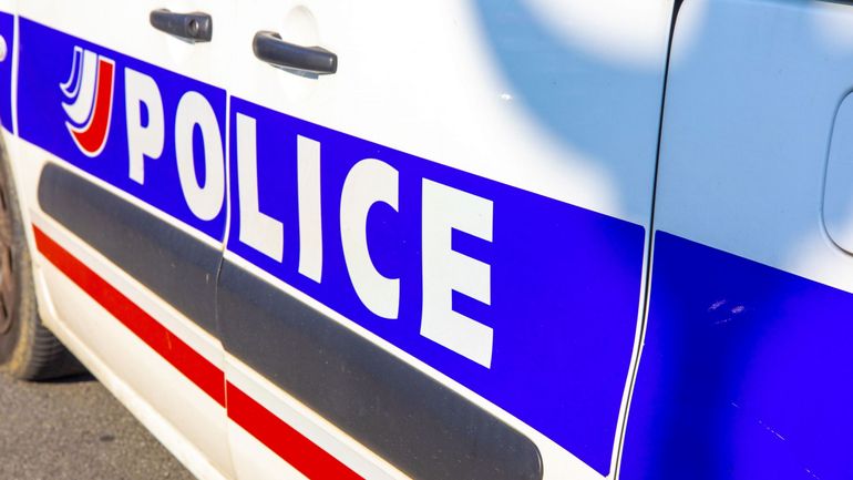 Une surveillante tuée au couteau en France, un collégien arrêté
