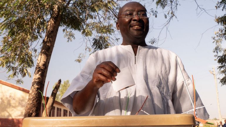 Présidentielle au Ghana : le candidat du parti au pouvoir reconnaît sa défaite