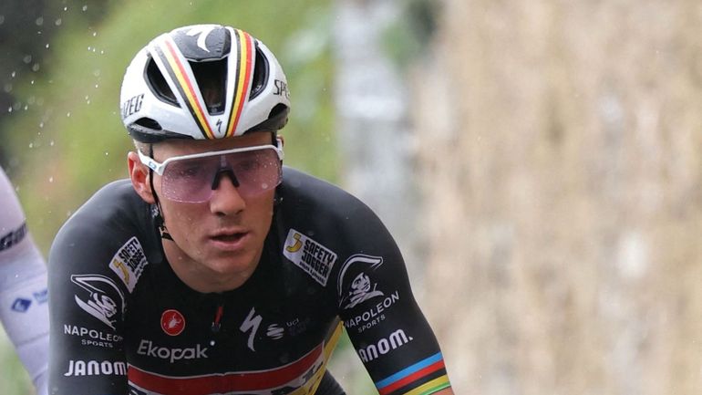 Remco Evenepoel "impatient de reprendre la compétition" au Dauphiné, Landa et van Wilder à ses côtés