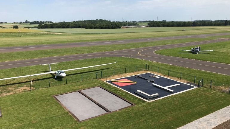 Un jeune parachutiste grièvement blessé à Temploux