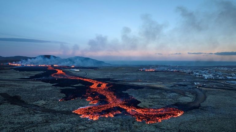 Islande : l'éruption volcanique s'est calmée, selon la protection civile