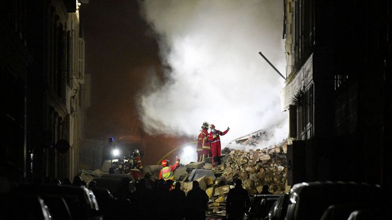 France : une gigantesque explosion provoque l'effondrement d'un immeuble d'habitation de 4 étages à Marseille