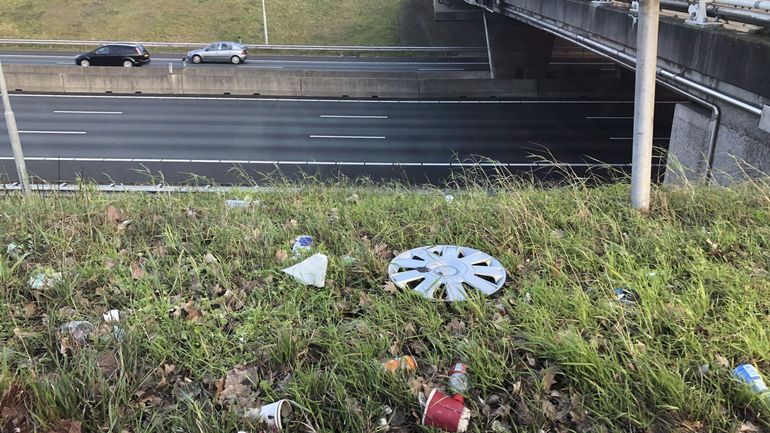 Près de 767 tonnes de déchets ramassées sur les autoroutes wallonnes en 2023