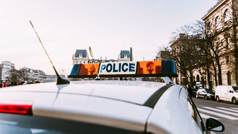 France : un homme âgé d'une vingtaine d'années a été tué de plusieurs coups de couteau à Paris