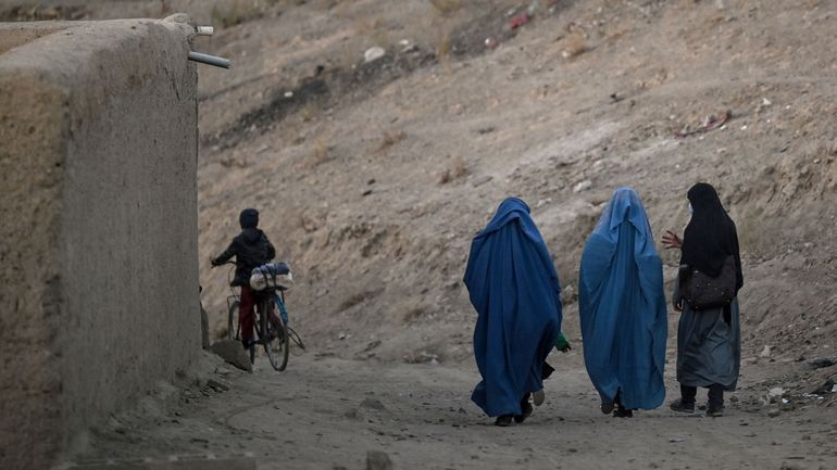 Talibans au pouvoir en Afghanistan : la crise économique favorise l'extrémisme, avertit l'ONU