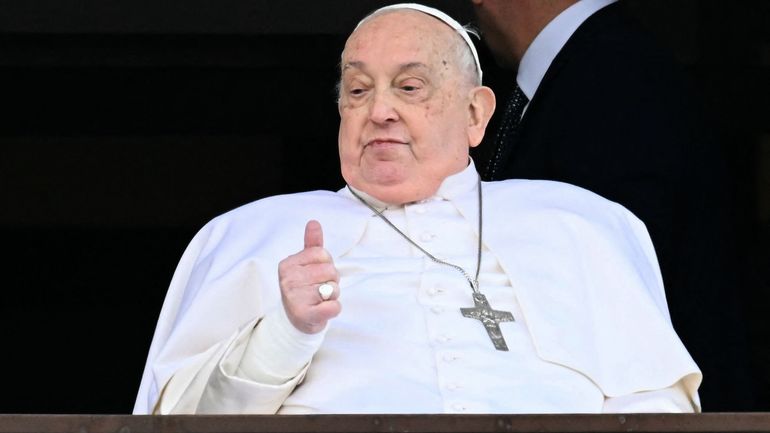 Santé du pape François : rééducation, messe et travail au programme d'un souverain pontife en convalescence