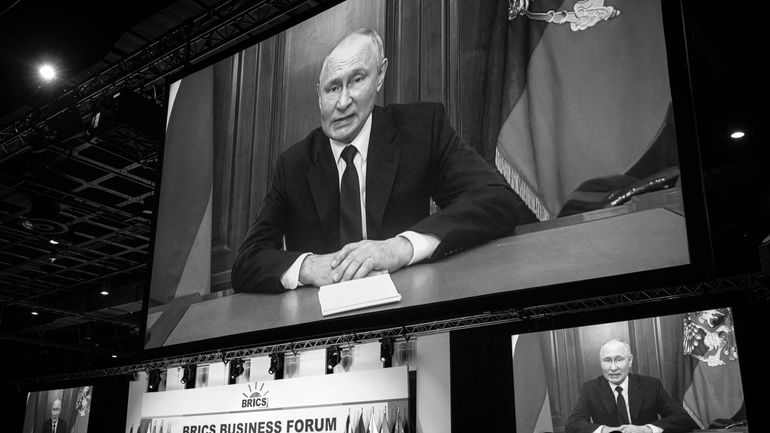 Vladimir Poutine veut accélérer le développement de l'intelligence artificielle en Russie
