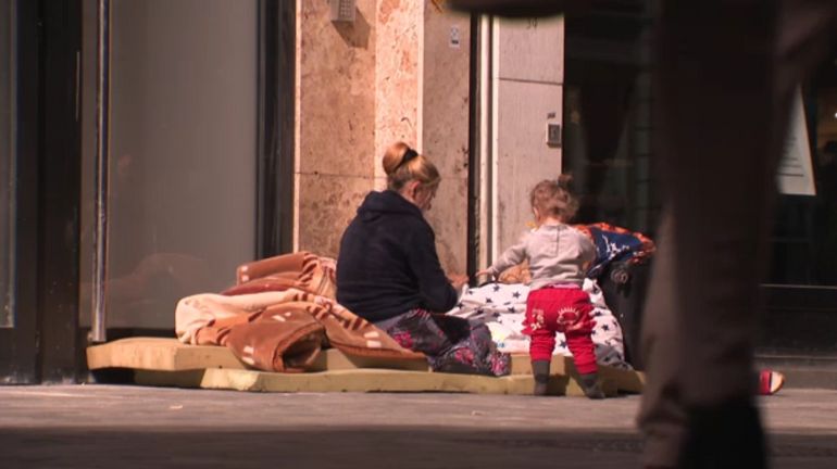La Région suspend le règlement de la Ville de Bruxelles interdisant la mendicité des mineurs