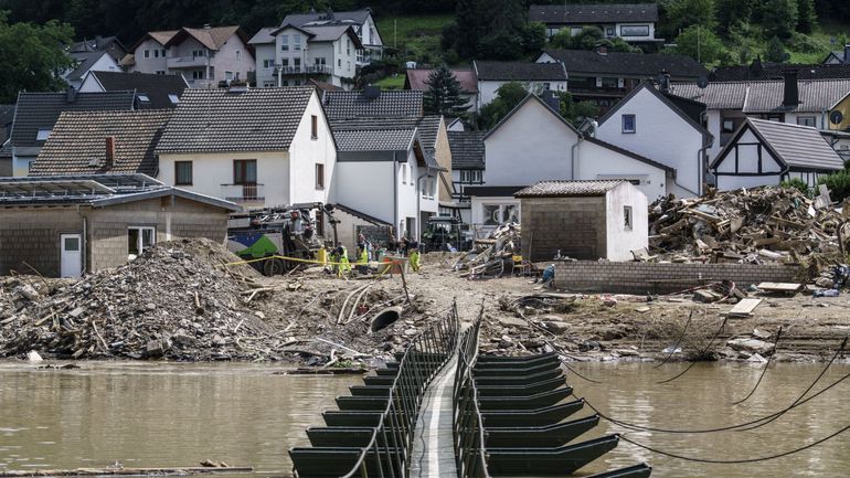 Inondations en Allemagne : la justice enquête sur la gestion du système d'alertes et d'évacuations des victimes