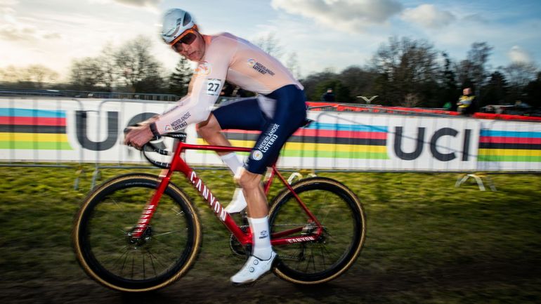 Mondiaux de cyclocross : le bloc belge face à l'ogre Mathieu van der Poel à Tabor (Direct vidéo 14h30)