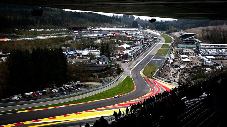 Direct vidéo, 24 heures de Spa-Francorchamps : suivez la grosse bagarre pour la tête de course