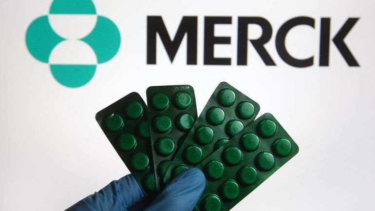 Coronavirus : le laboratoire Merck a vendu pour 952 millions de dollars de sa pilule anti-Covid fin 2021