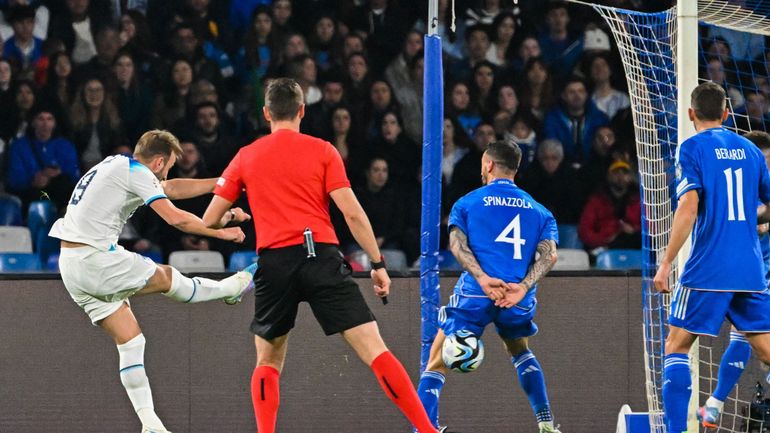 Direct commenté - Italie-Angleterre : 1-2, la surprise Retegui relance le match