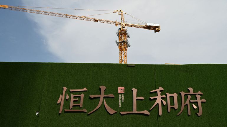 Perclus de dettes, le chinois Evergrande dit faire face à une 