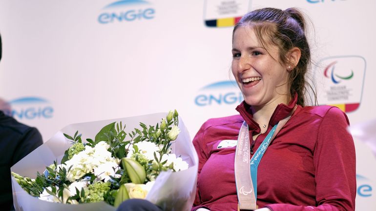 Eléonor Sana 'A 20 ans, j'entame une nouvelle vie' RTBF Actus