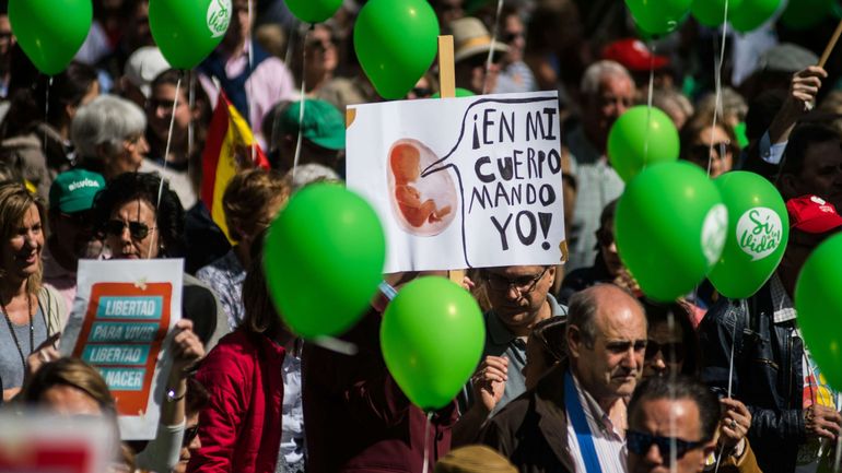 Espagne : les anti-IVG pourront être condamnés à la prison pour 