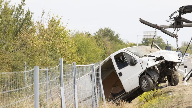 Autriche : une camionnette tente d'échapper à la police, trois migrants tués