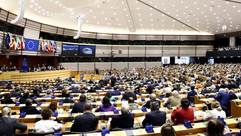 Enquête pour corruption au Parlement européen : la Cour de cassation rejette l'appel de Kaili et Tarabella contre leur détention prolongée