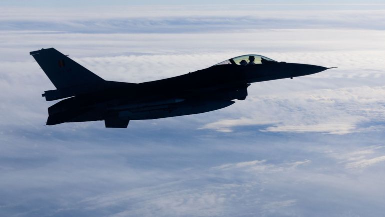 Un avion intercepté par des F-16 belges au-dessus des Pays-Bas
