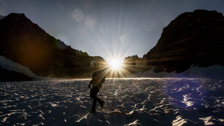 Réchauffement climatique : dans les Alpes françaises, face à la crise, les alpinistes s'adaptent et changent de voie