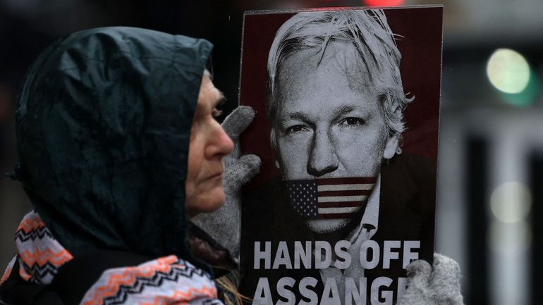Le banc de Julian Assange est à nouveau resté vide au deuxième jour du recours contre son extradition