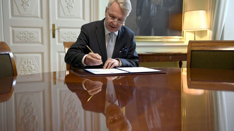 La Finlande et la Suède ont officiellement déposé leur demande d'adhésion à l'Otan