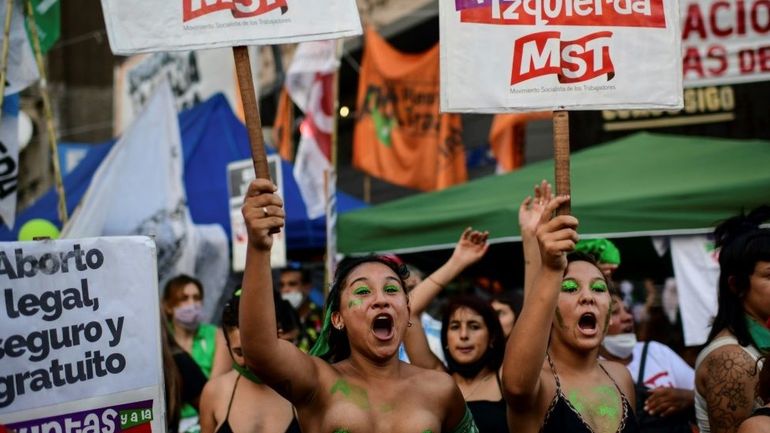 Argentine: un an après la légalisation de l'avortement, les pratiques évoluent lentement