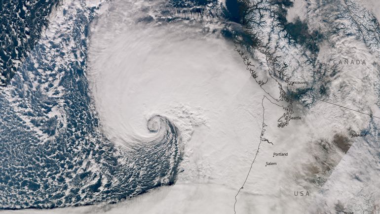 L'image satellite du jour : une bombe cyclonique frappe les États-Unis