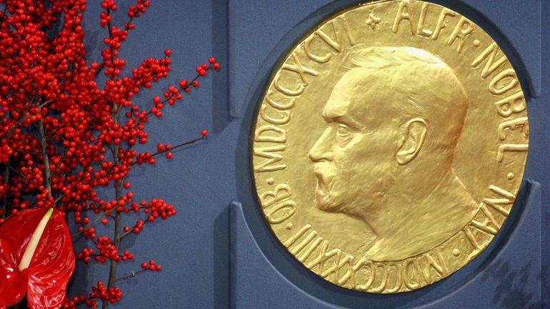 Le Prix Nobel de Chimie attribué à l'Allemand Benjamin List et l'Américain David MacMillan