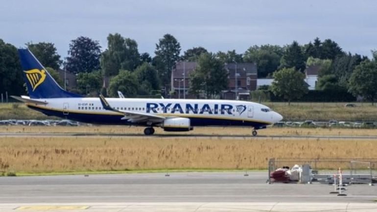 Bénéfice plus que doublé pour Ryanair au premier trimestre grâce à des prix en hausse
