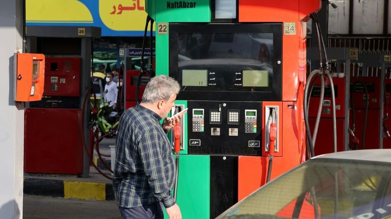 Iran: une panne générale de distribution de carburant due à une 