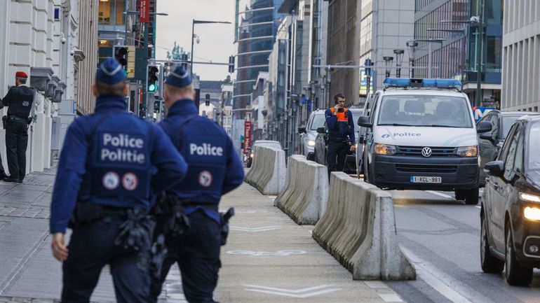 L'homme interpellé avec un couteau devant le 16 rue de la Loi a d'importants antécédents psychiatriques