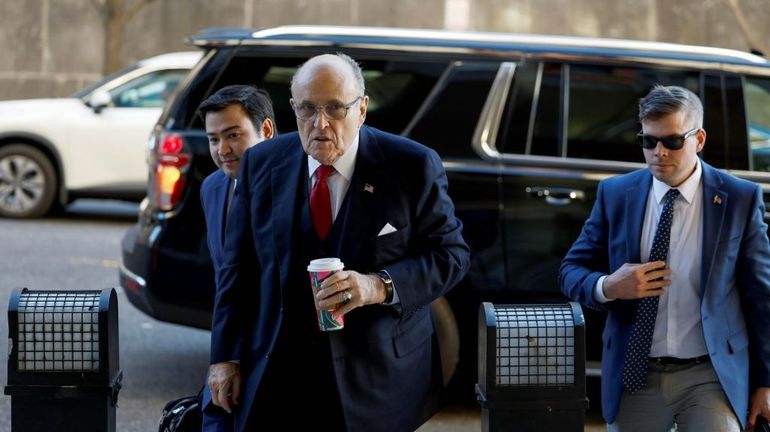 Rudy Giuliani, ex-avocat de Trump, condamné à verser 148 millions à deux agentes électorales diffamées