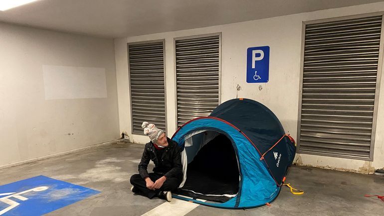 Des personnes SDF perdent leur abri de nuit suite aux travaux du parking des Guillemins