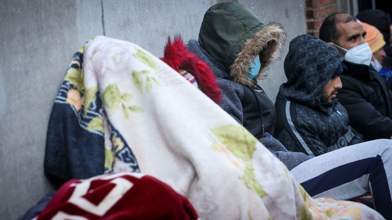 Campement de sans-papiers à Bruxelles : un logement a été trouvé