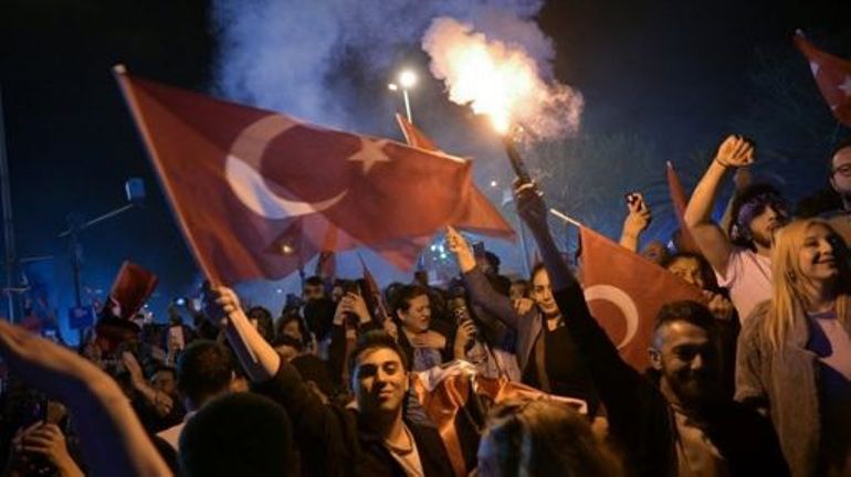 Turquie : Erdogan concède une victoire historique de l'opposition aux municipales