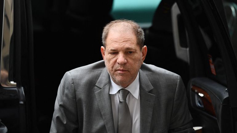 Etats-Unis : une cour d'appel de New York annule la condamnation d'Harvey Weinstein pour viol et demande un nouveau procès
