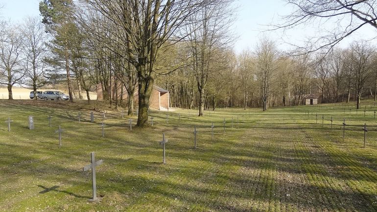 France : dix stèles juives dégradées dans un cimetière militaire allemand dans l'Oise