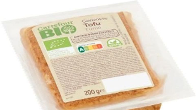 Carrefour rappelle du tofu fumé bio pour présence possible de morceaux de métal