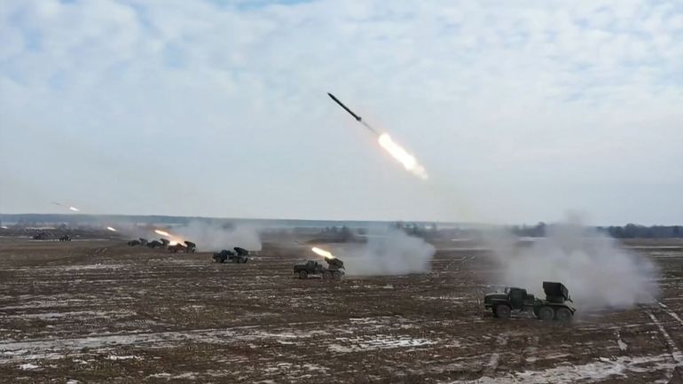 Guerre en Ukraine : des militaires biélorusses formés à l'emploi d'armes nucléaires en Russie