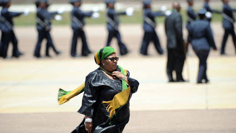 Afrique du Sud : une ex-ministre controversée élue présidente du Parlement