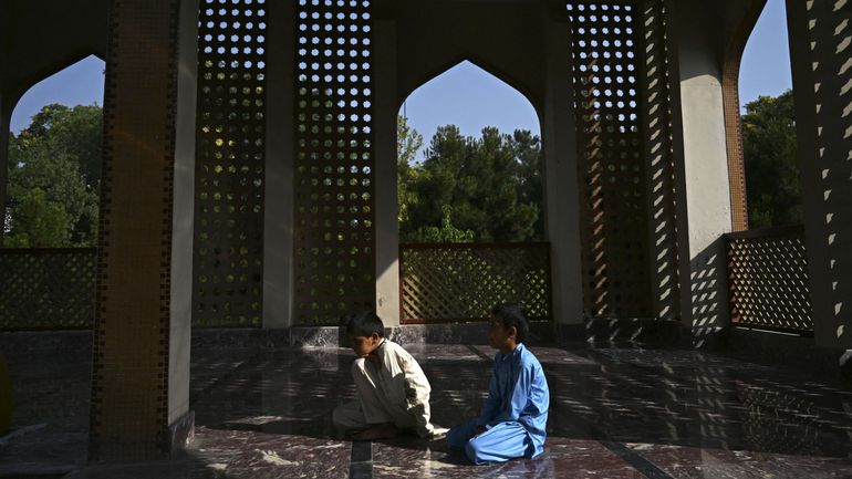 Afghanistan: plusieurs morts dans une explosion près d'une mosquée à Kaboul, selon les talibans