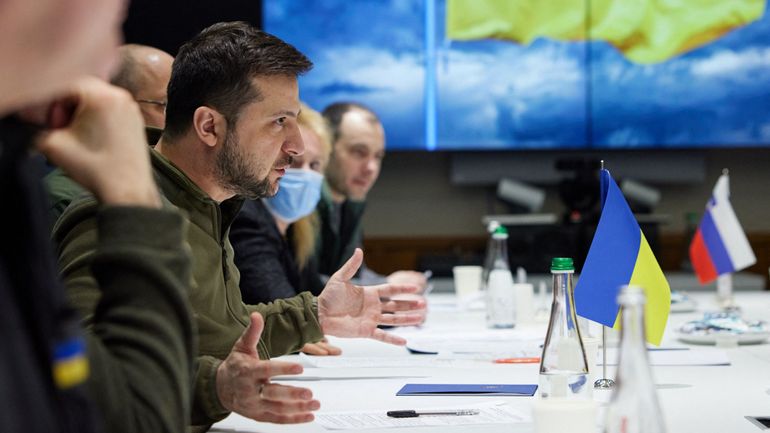 Guerre en Ukraine : la présidence ukrainienne rejette le modèle suédois de neutralité