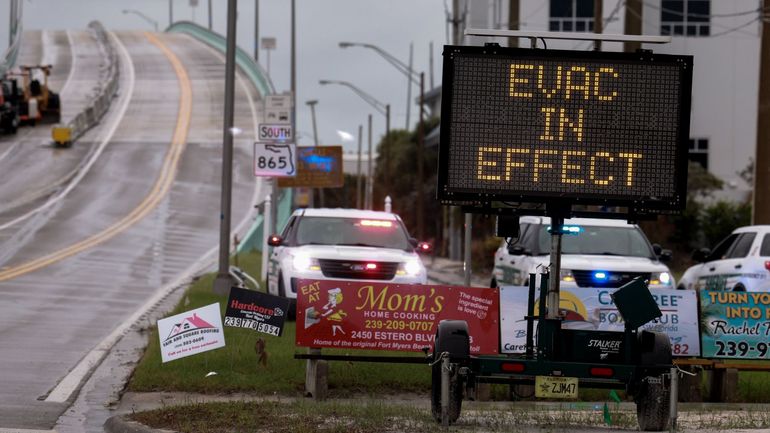 États-Unis : l'ouragan Milton repasse en catégorie maximale, pénuries de carburant en Floride où les résidents évacuent