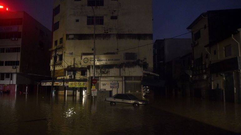En Malaisie, 22.000 personnes évacuées en raison d'inondations